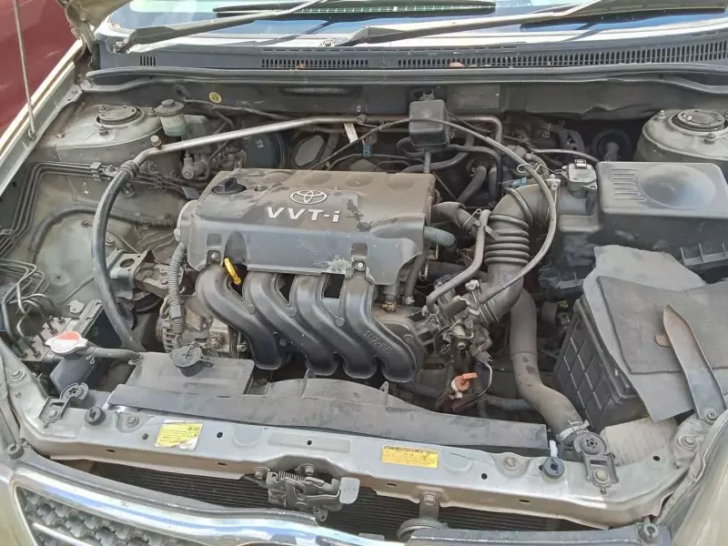 Toyota Corolla   - 2000