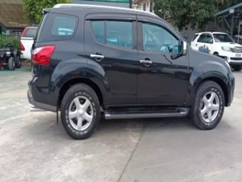 Isuzu MUX   - 2015