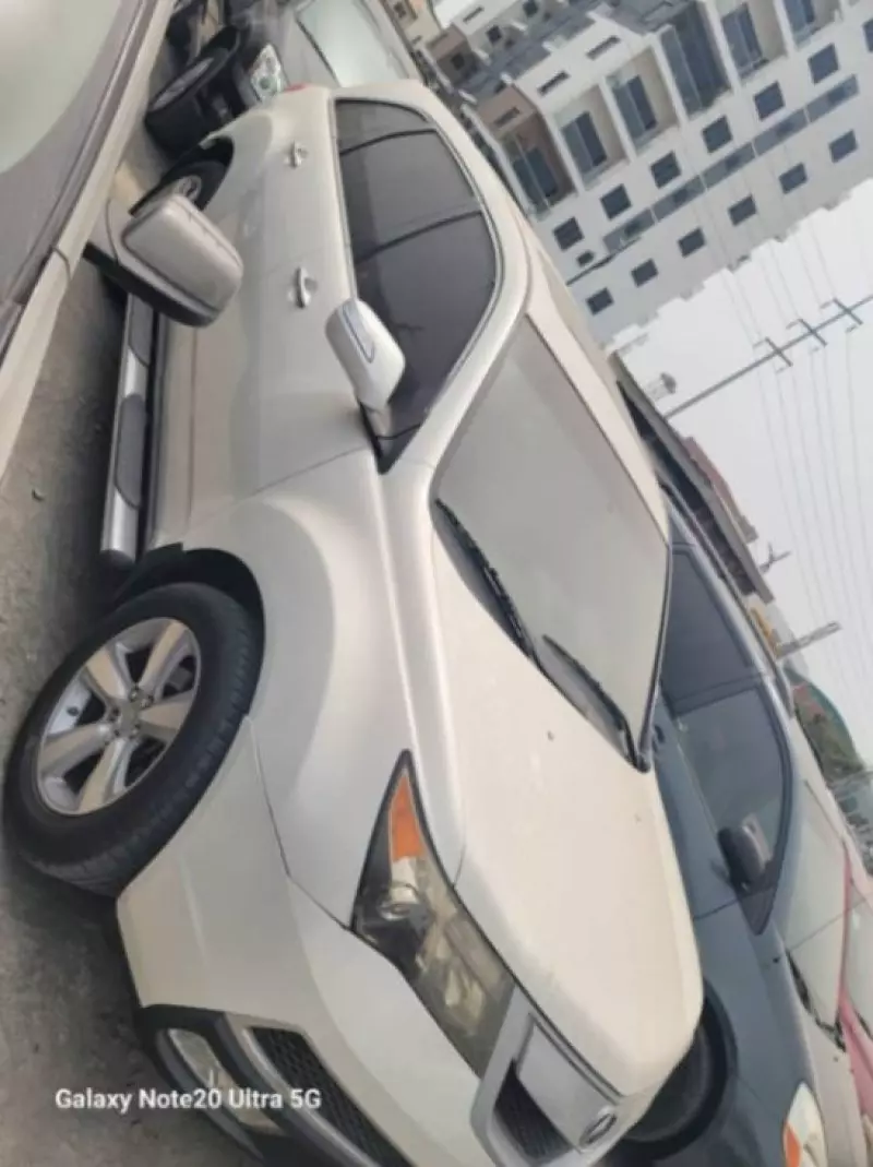 Acura MDX   - 2011