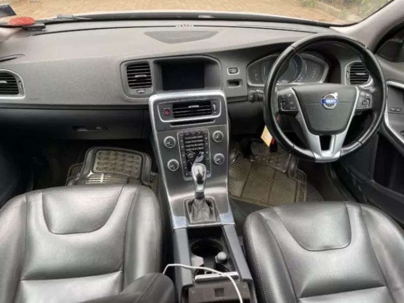 Volvo V60   - 2015