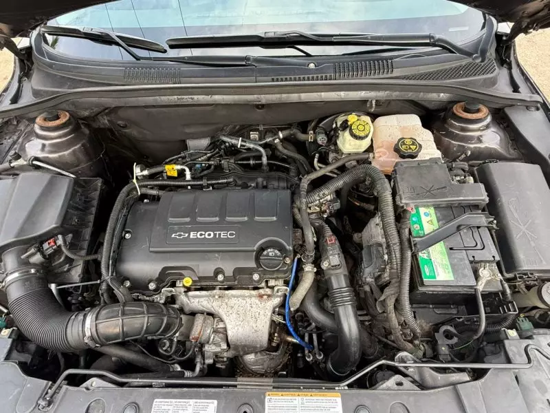 Chevrolet Cruze   - 2014