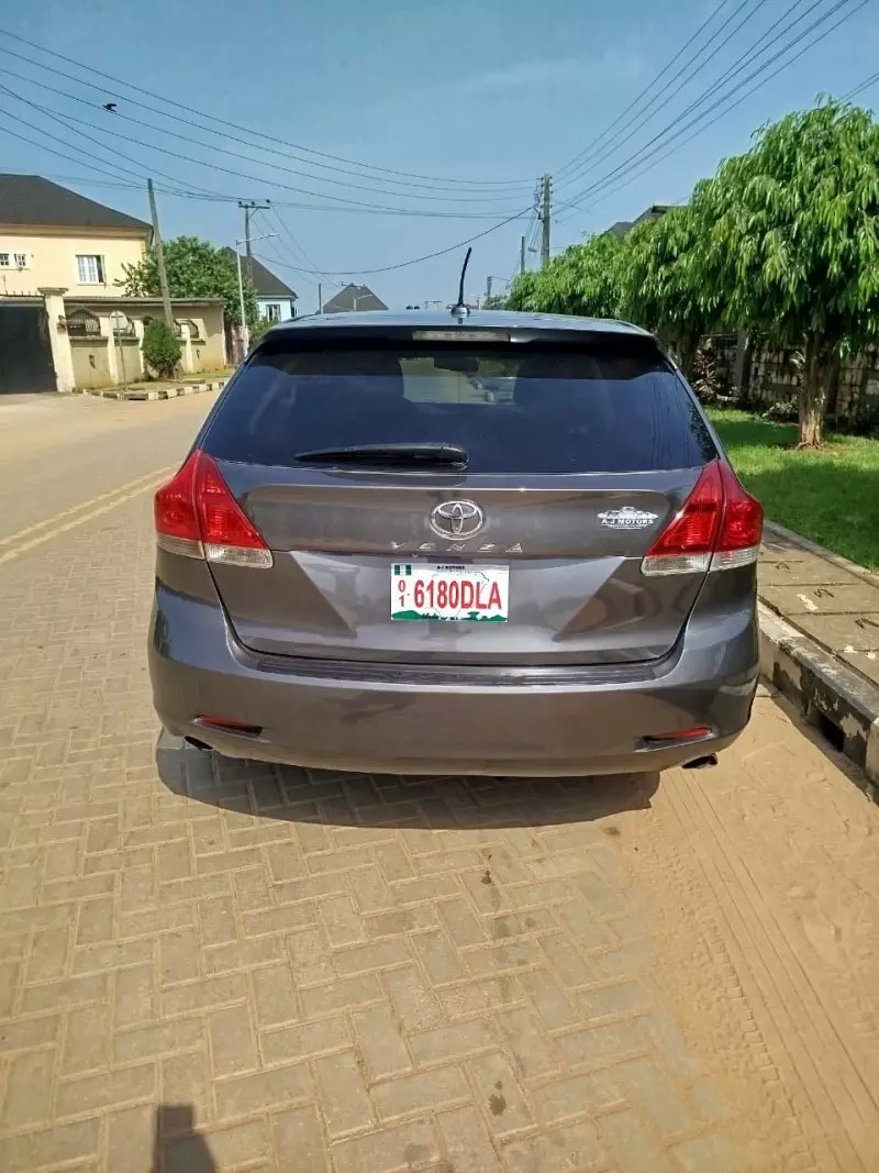 Toyota Venza   - 2009