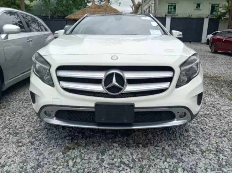 Mercedes-Benz GLA 250   - 2016