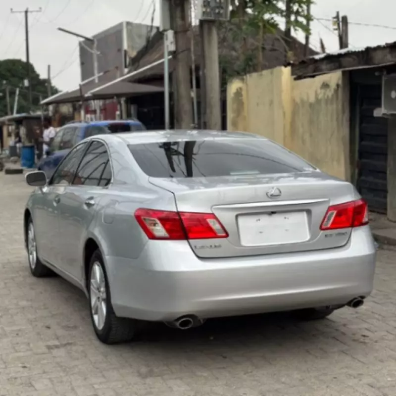 Lexus ES   - 2008