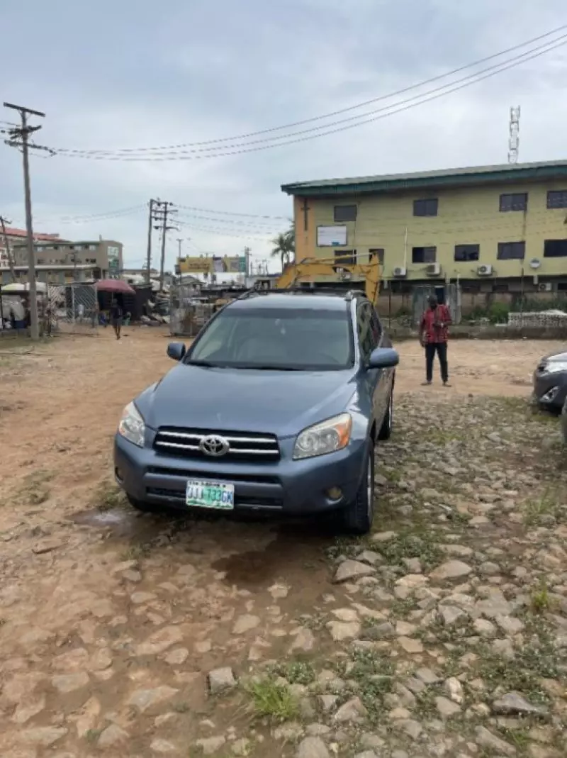Toyota RAV4   - 2008
