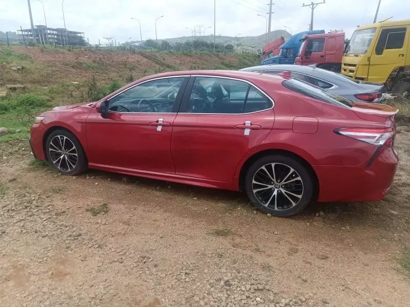 Toyota Camry   - 2020