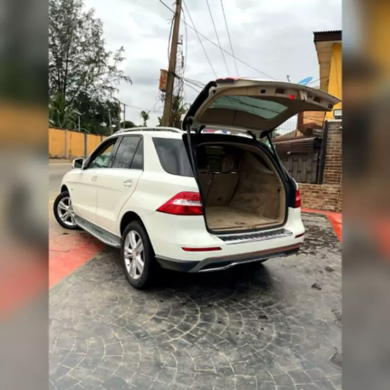 Mercedes-Benz ML 350   - 2012