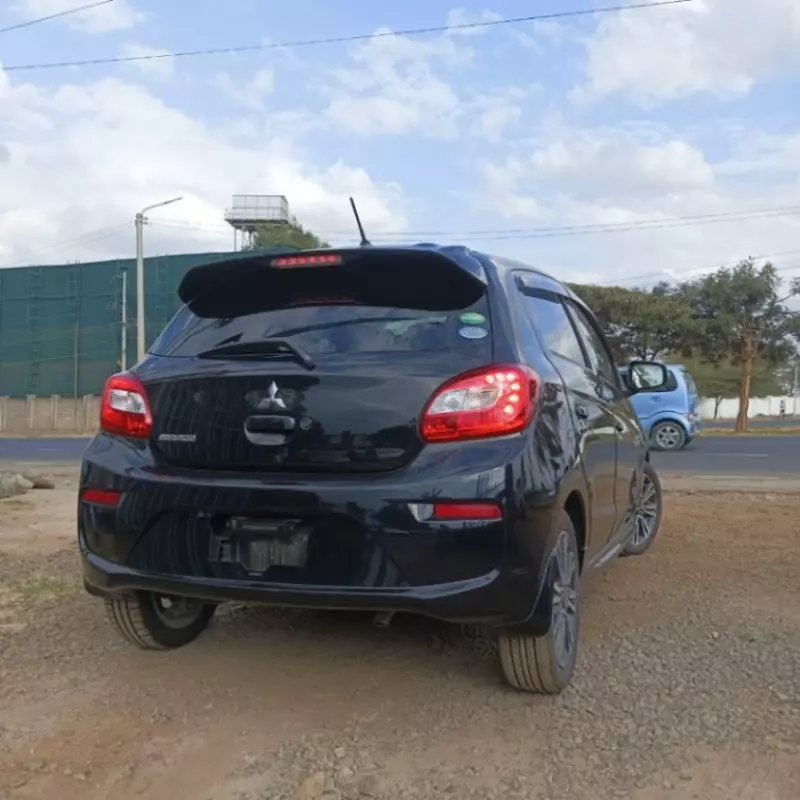 Mitsubishi Mirage   - 2018