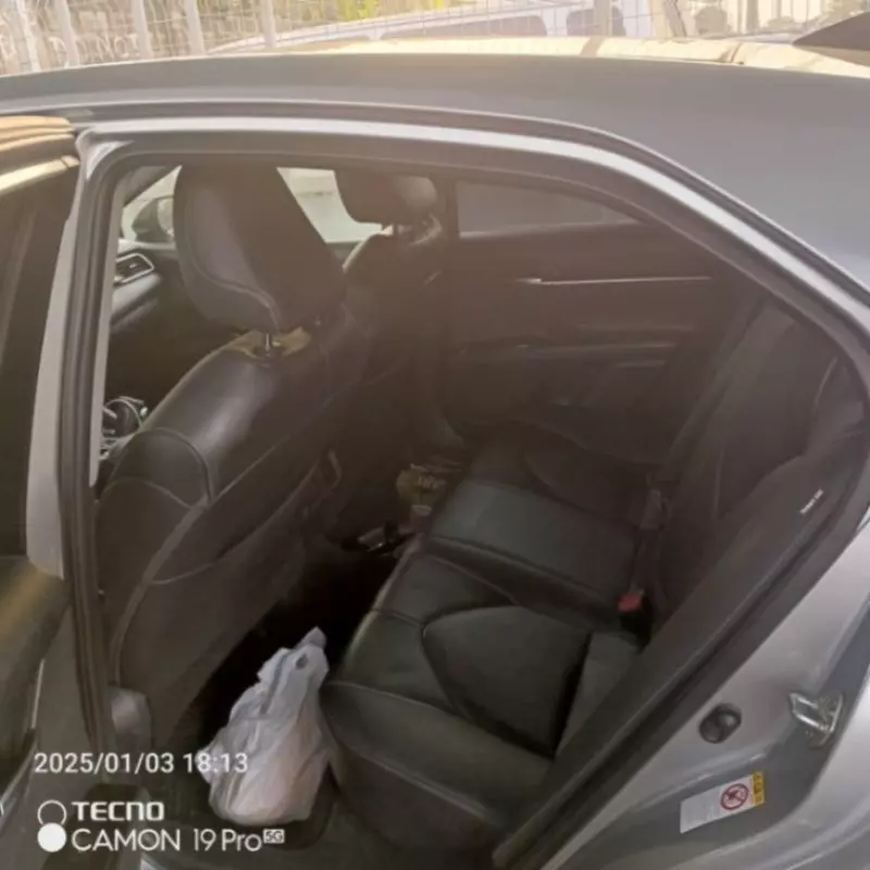 Toyota Camry   - 2018