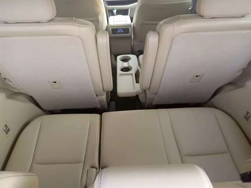 Toyota Highlander   - 2015