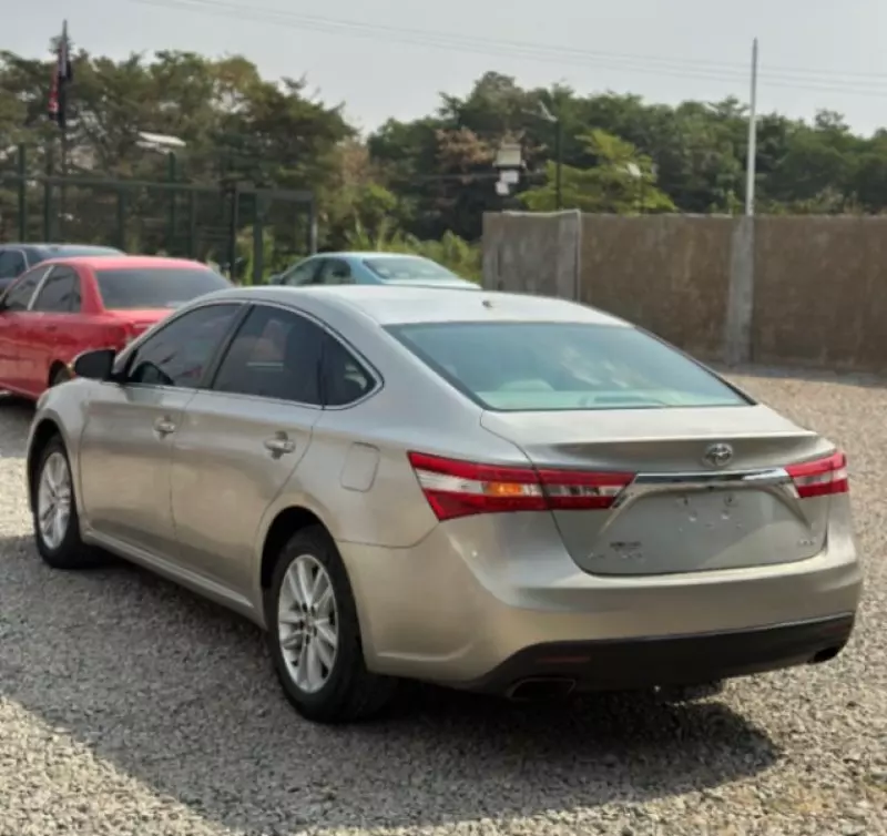 Toyota Avalon