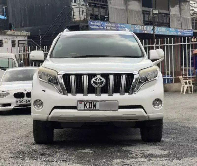 Toyota Landcruiser Prado   - 2016