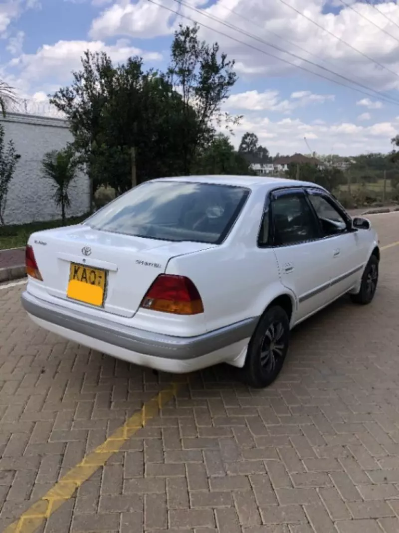 Toyota Corolla   - 2013
