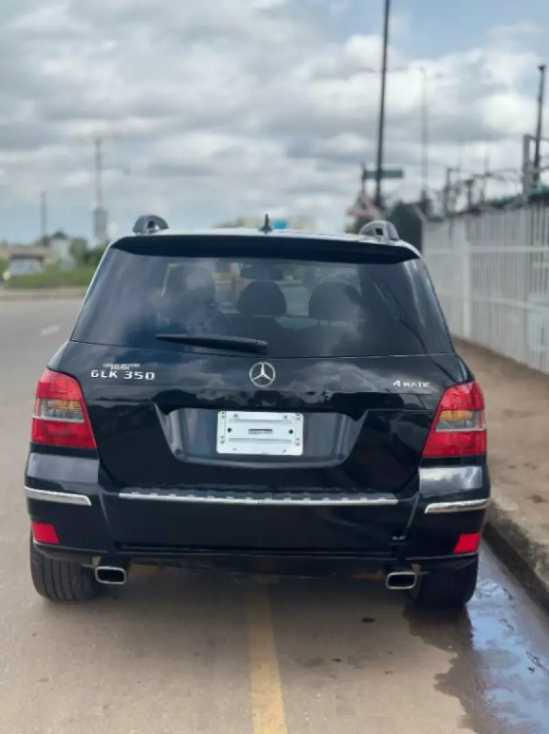 Mercedes-Benz GLK 350   - 2012