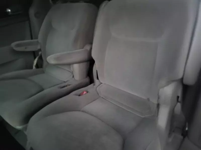 Toyota Sienna   - 2006