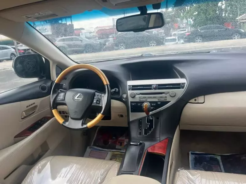 Lexus RX 350   - 2010