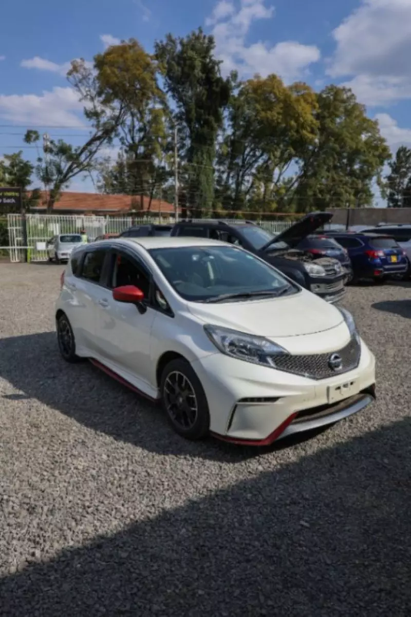 Nissan Note   - 2015