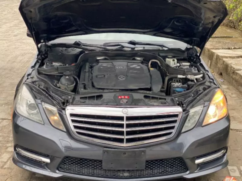 Mercedes-Benz E 350   - 2012