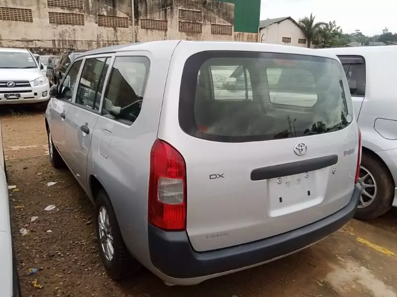 Toyota Probox    - 2011