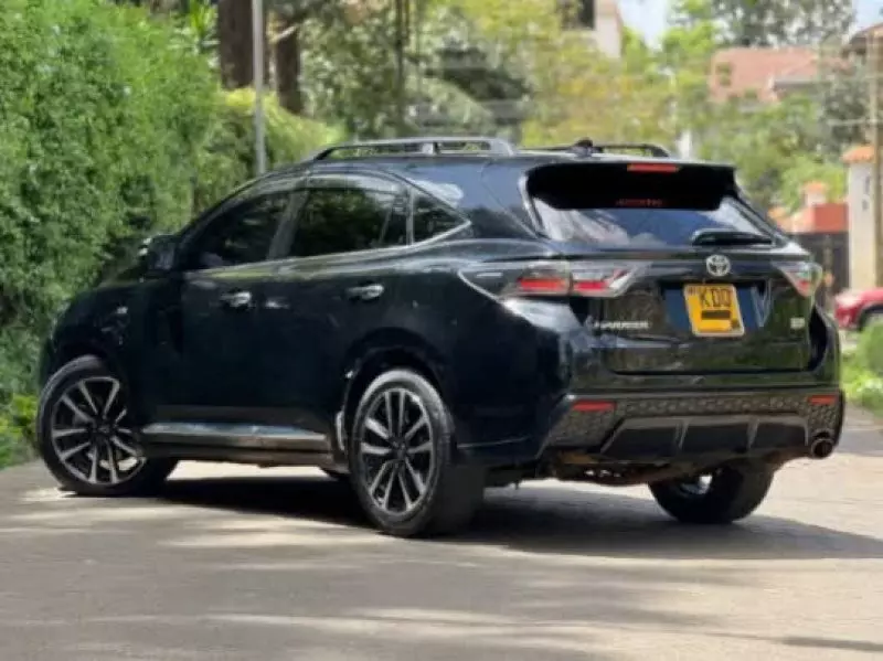 Toyota Harrier   - 2018