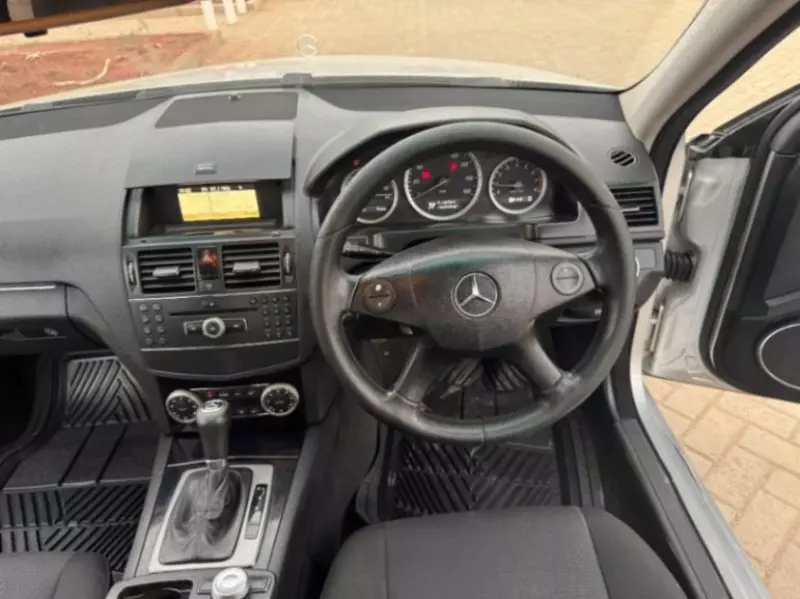 Mercedes-Benz C 200   - 2007