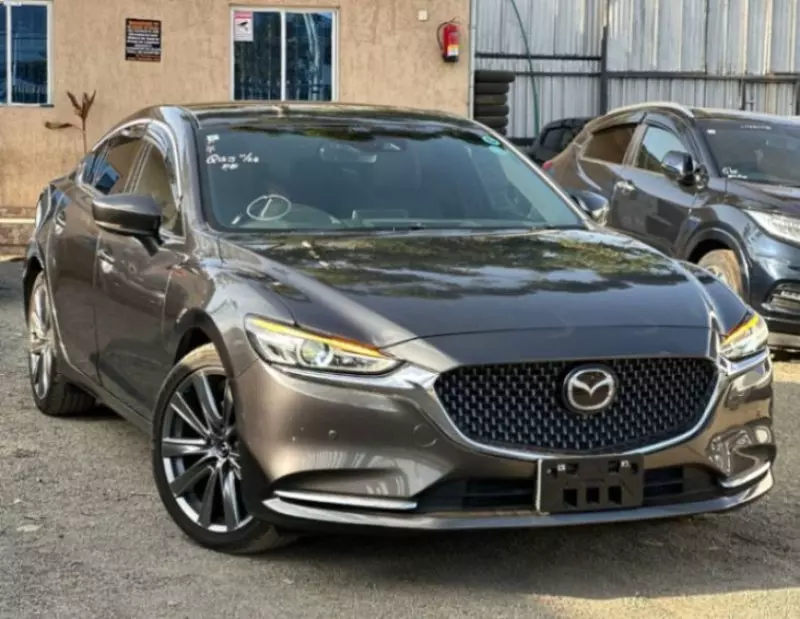 Mazda 6
