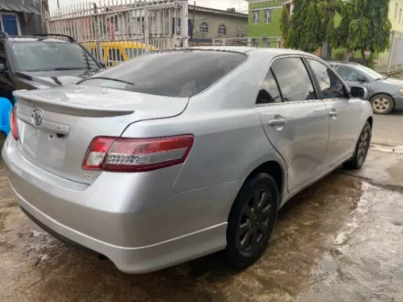 Toyota Camry   - 2008