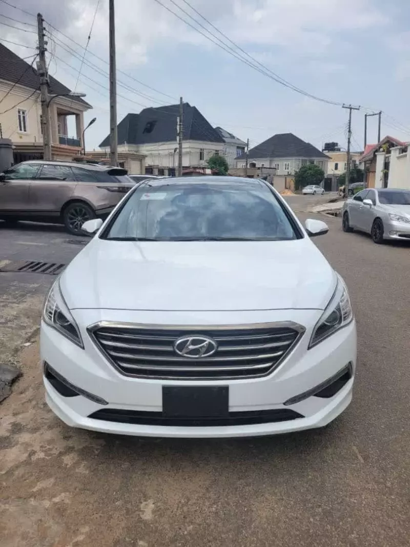 Hyundai SONATA 2,0L BVA GL   - 2015