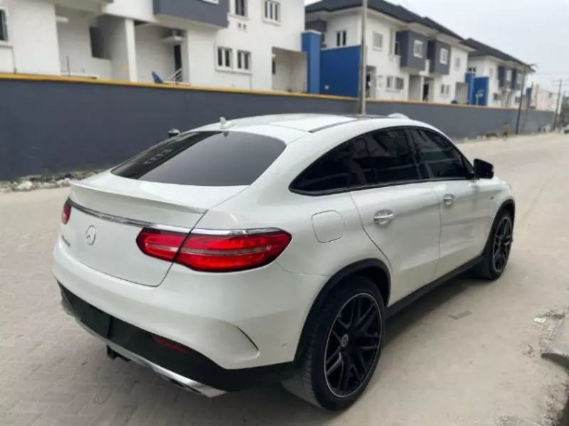 Mercedes-Benz GLE 450   - 2016