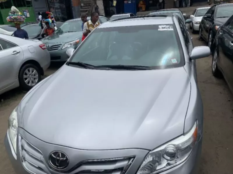 Toyota Camry   - 2007