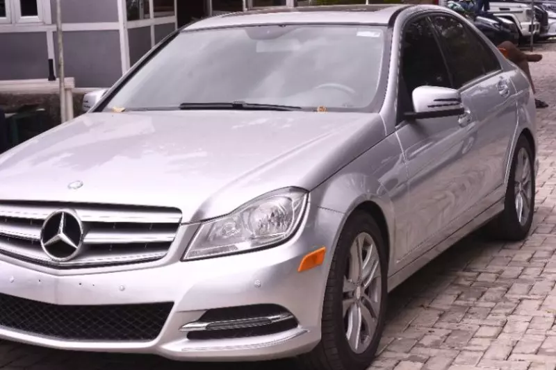 Mercedes-Benz C 300   - 2013