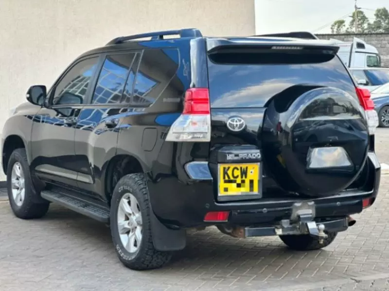 Toyota Prado   - 2012