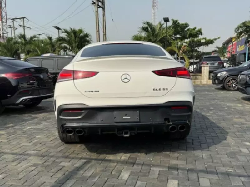 Mercedes-Benz GLE-Class - 2021