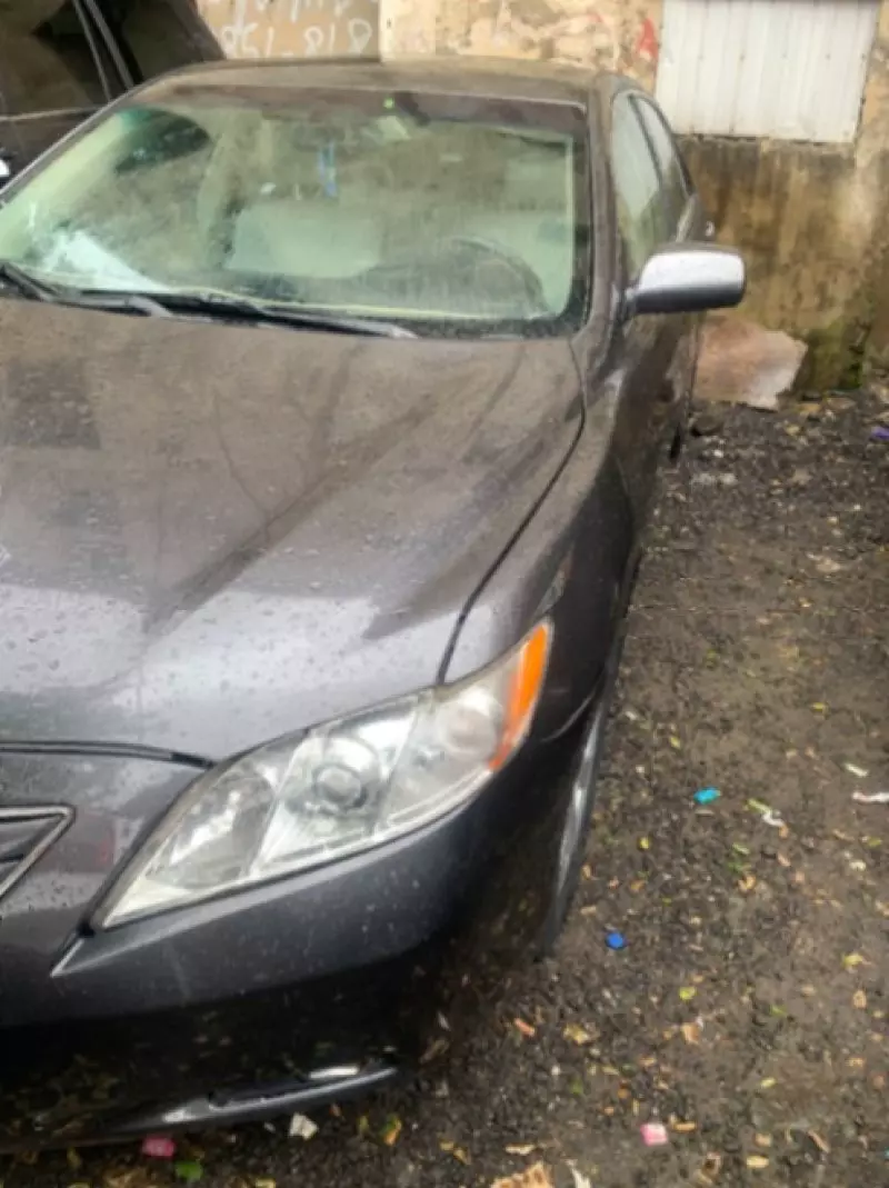 Toyota Camry   - 2007