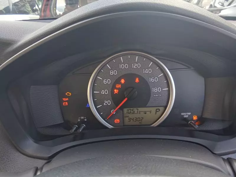 Toyota Axio    - 2017