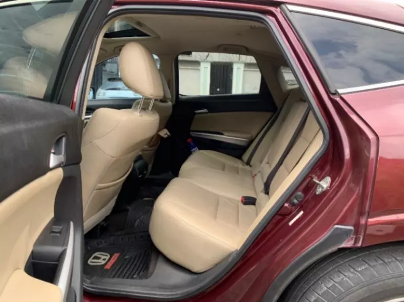 Honda Crosstour   - 2013