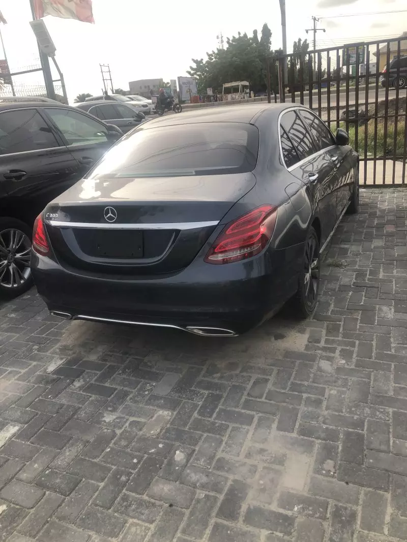 Mercedes-Benz C 300   - 2016