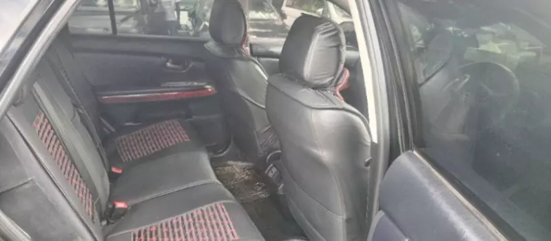 Toyota Harrier   - 2011