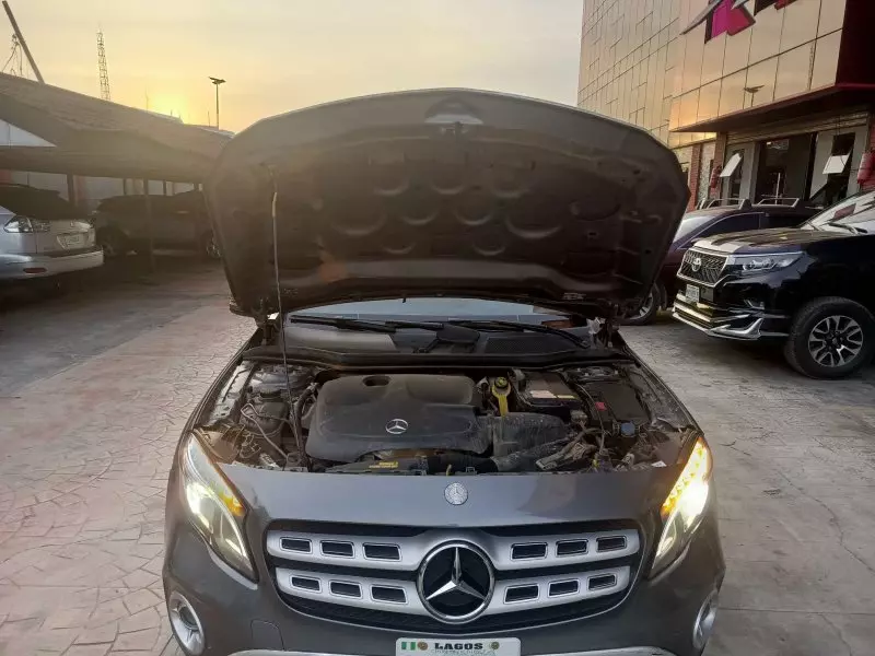 Mercedes-Benz GLA 250