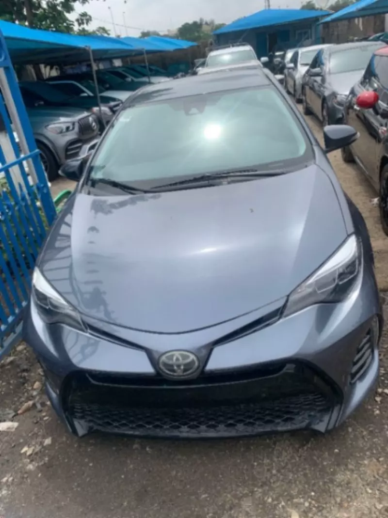Toyota corolla   - 2017