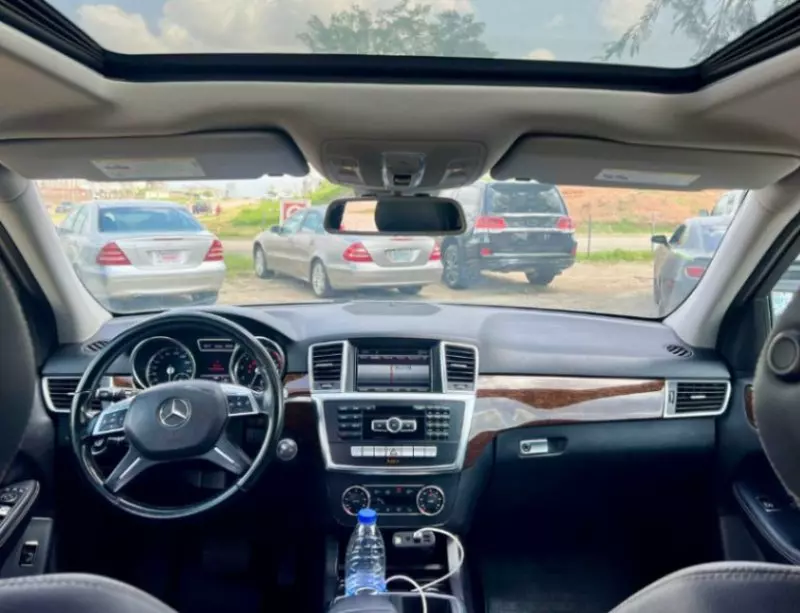 Mercedes-Benz ML 350   - 2013