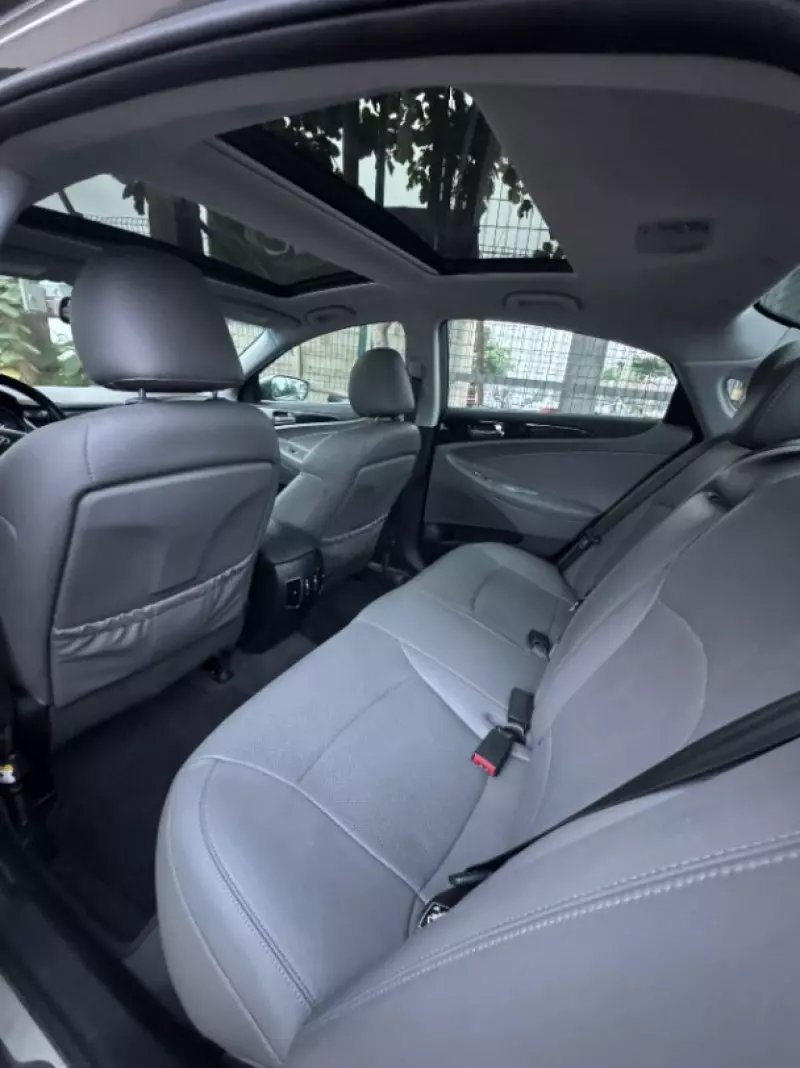 Hyundai Sonata   - 2014