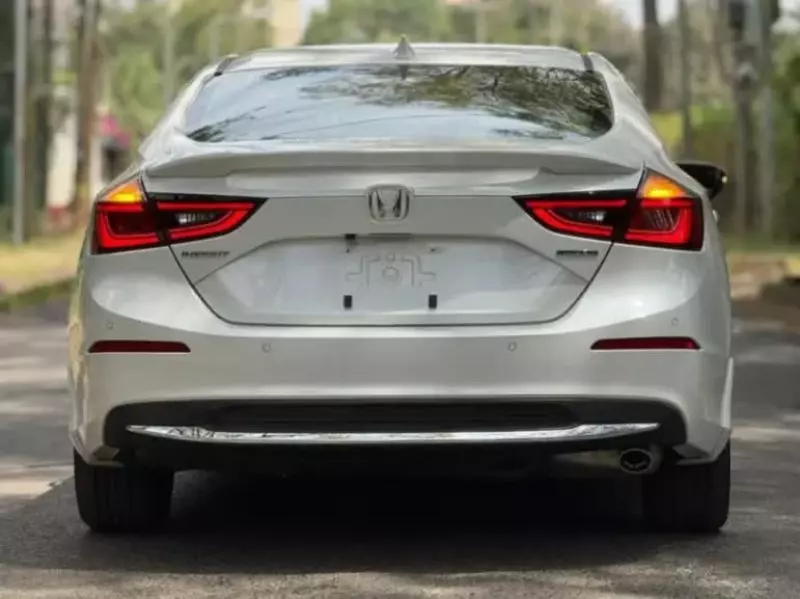 Honda Insight   - 2019