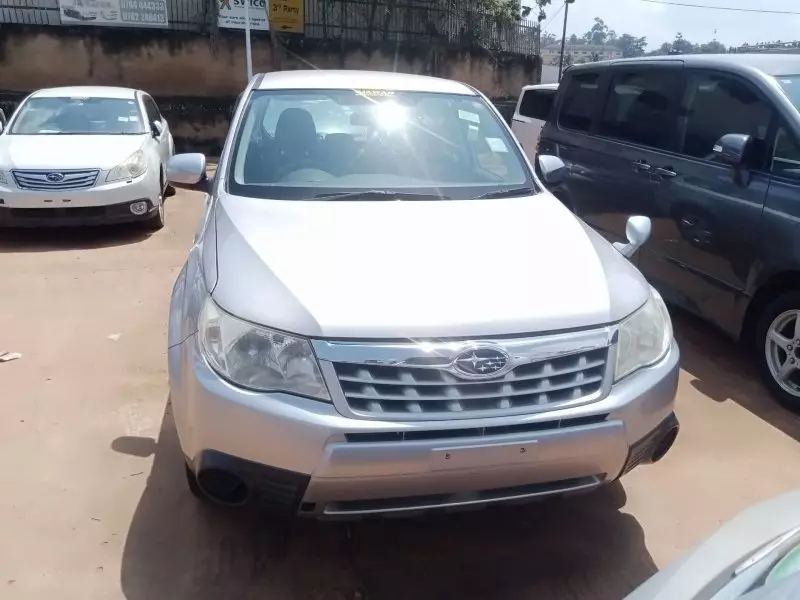 Subaru Forester   - 2012