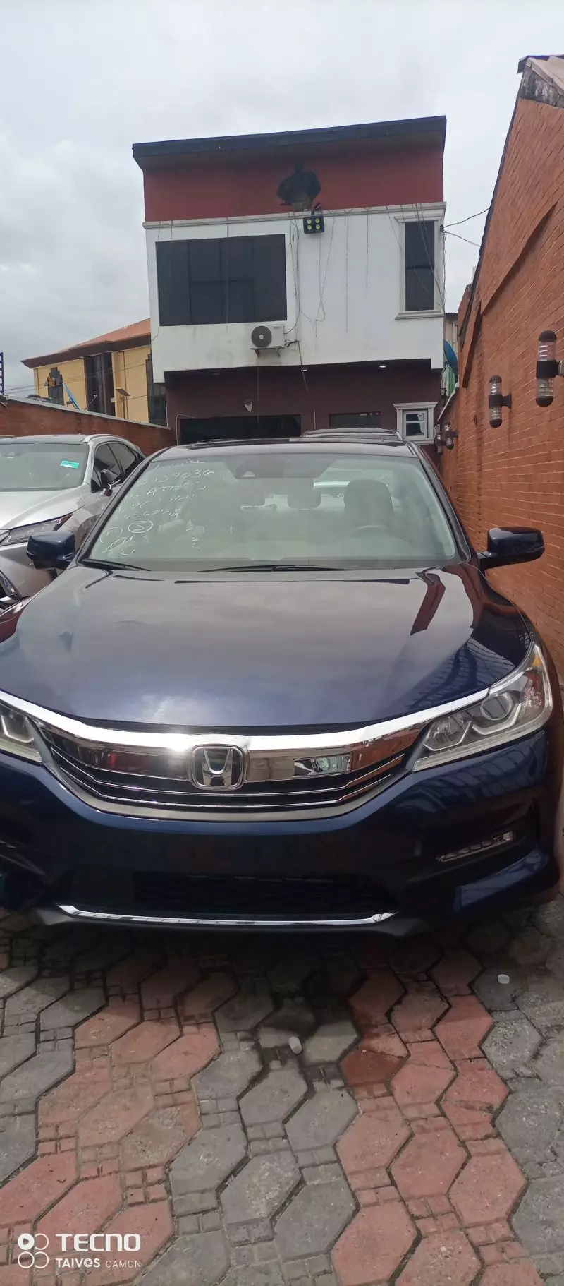 Honda Accord   - 2016