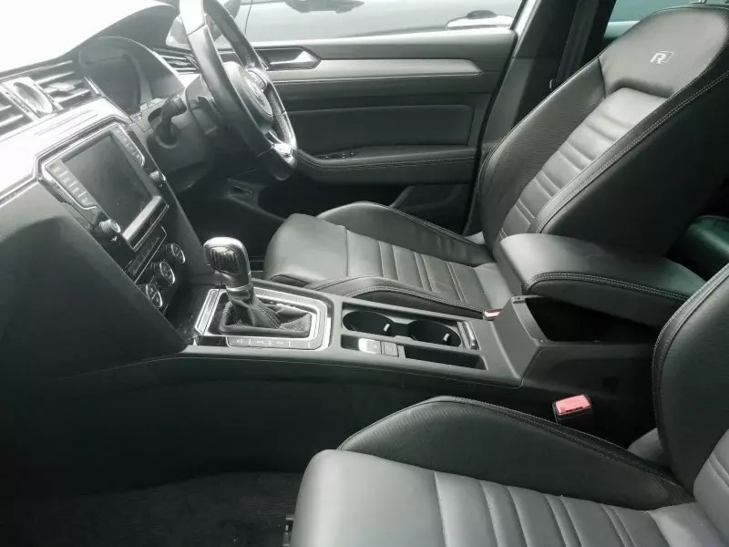 Volkswagen Passat   - 2016