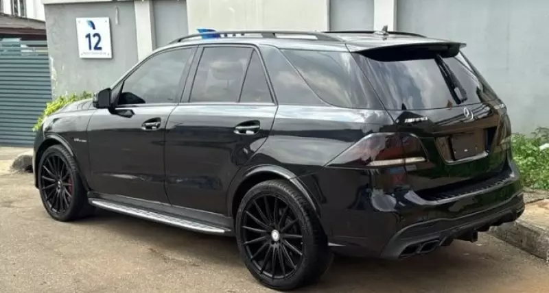 Mercedes-Benz GLE-Class