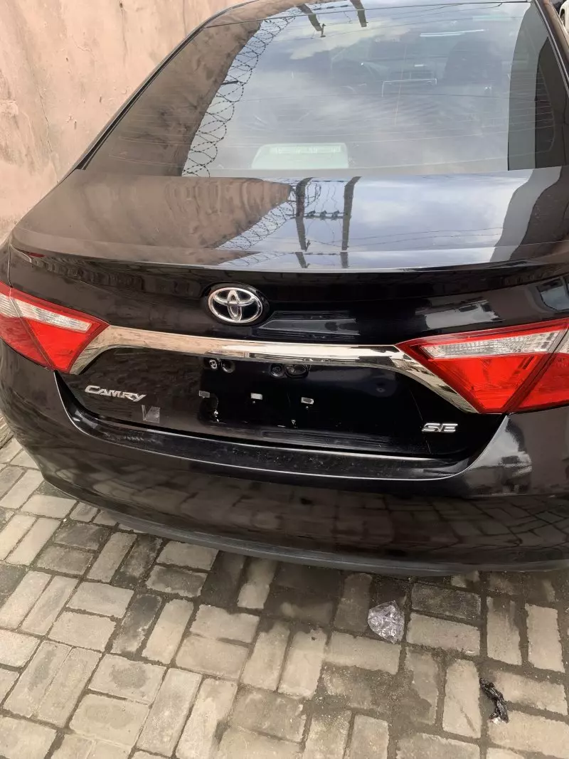Toyota Camry   - 2017