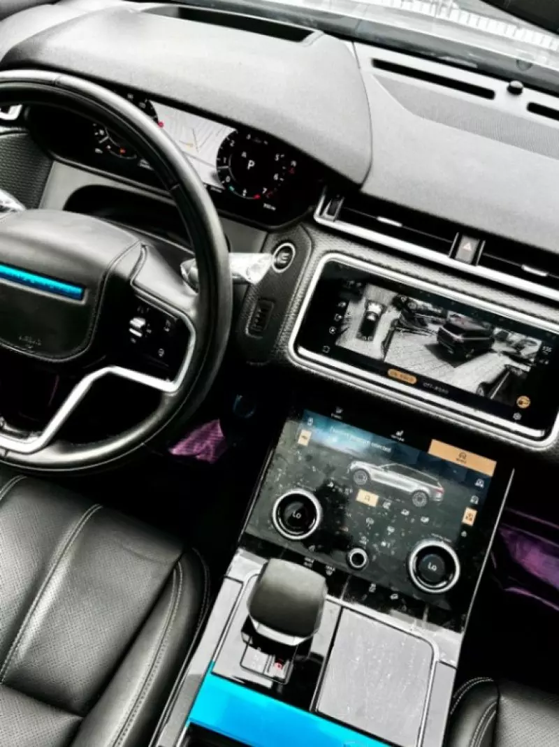 Land Rover Range Rover Velar   - 2022
