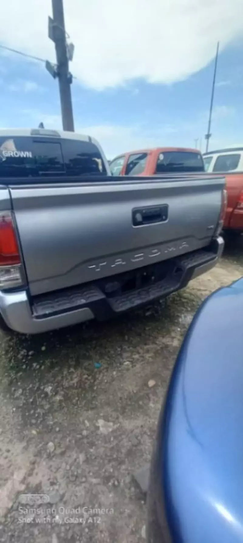 Toyota Tacoma   - 2017